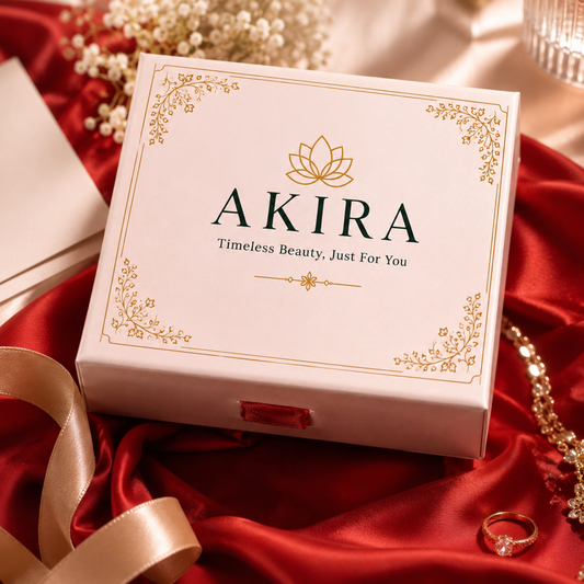 AKIRA Essential Gift Box