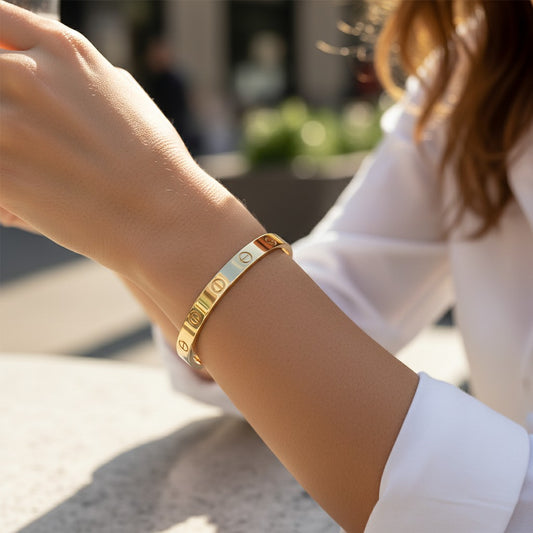 Aurelia Signature Band